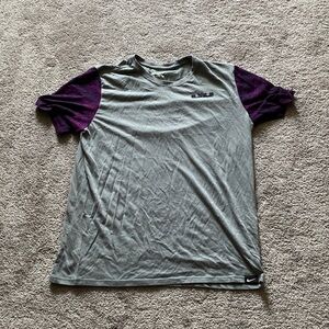 Nike Lebron James Top SIZE L 8️⃣2️⃣